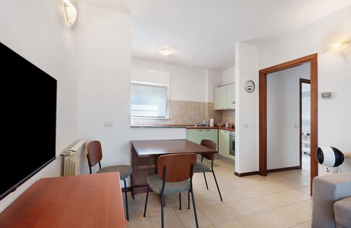 Lonate Pozzolo Apartamento | Apartment '2' with Shared Garden, Balcony and Wi-Fi