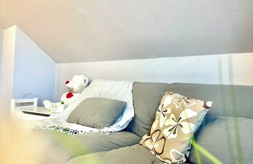 Prieros Apartamento | Bright, large vacation apartment with balcony & air conditioning on Langer See in Prieros