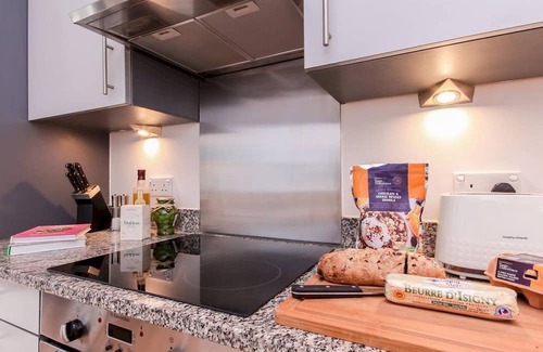 Oxford City Centre Apartamento | Pass the Keys | Oxford Castle - City Centre Apartment + Balcony