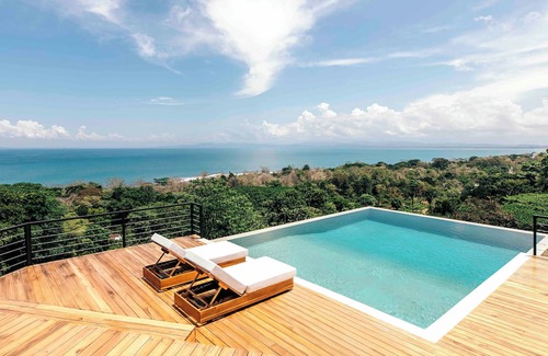 Pavones Casa | Luxury villa with spectacular views of Pavones point surf break