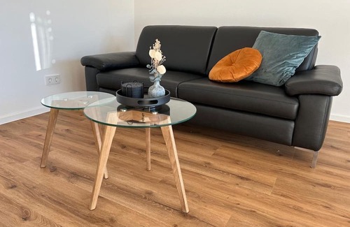 Losheim am See Apartamento | Zum See 1 - apartment/apartment, shower, WC