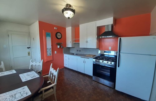 Moreno Valley Apartamento | The Orange Kitchen Suite near Lake Perris