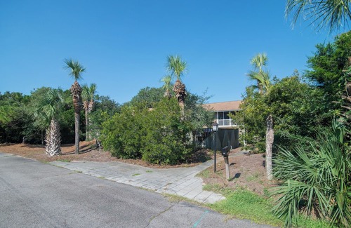 Debordieu Colony Casa | Steps away from the beach