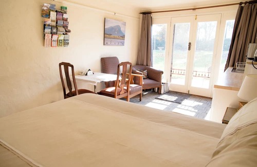 Hamilton Otro | Cosy north facing priv selfcontained Suite set within large garden, 7min to town