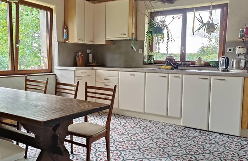Claudon Otro | Spacious cozy and pet friendly Gîte (6pers with 3 bdrms/2 baths/3 toilets).