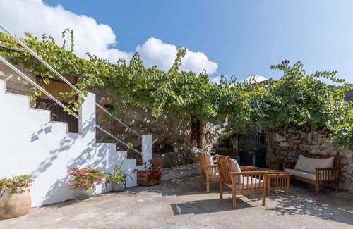 Donon Casa | Casa O Souto in Cangas