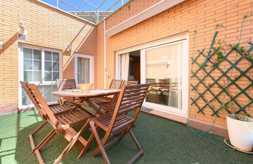 Villa de Vallecas Apartamento | Family Flat with Terrace and Swimming Pool in Private Urbanisation- Madrid