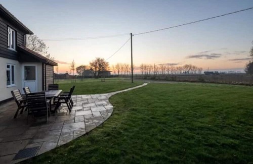 Littleport Casa | Charming & Cosy - Whooper Cottage