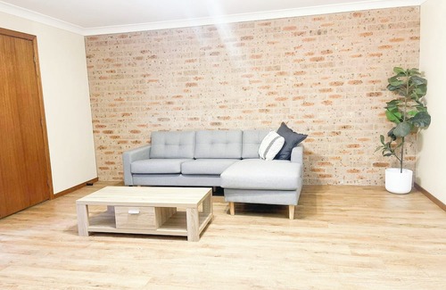 Bourkelands Casa | 1/1 Overdale Drive, Bourkelands