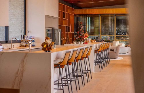 Campos do Jordao Cabaña | Beautiful Mega House in the Mountains, Mansion in Campos do Jordão