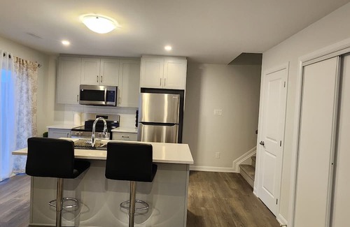 Kanata Lakes - Marchwood Lakeside - Morgan's Grant - Kanata Casa | A Hommy away from Home with Trails & all Amenities within 5mins drive!