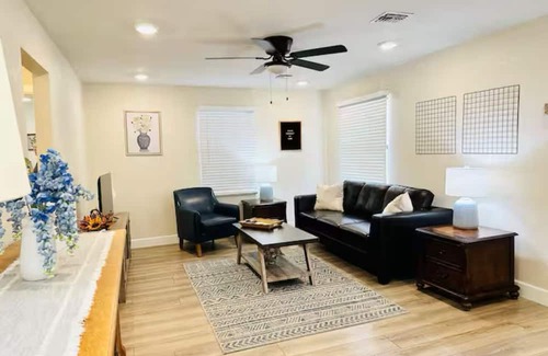 Safford Casa | Clean, Cute, and Comfortable