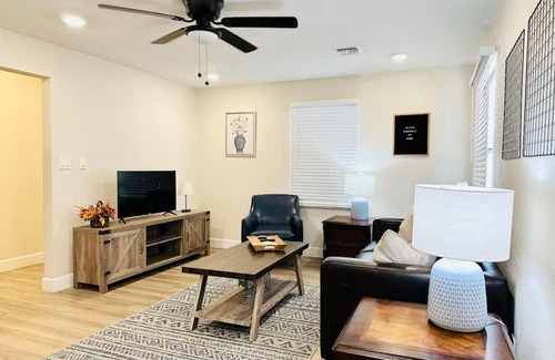 Safford Casa | Clean, Cute, and Comfortable