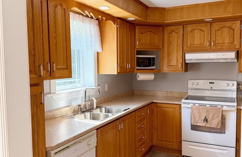 Rocky Harbour Casa | Kindred Cottages - Private oasis in the heart of Gros Morne National Park