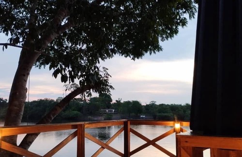 Amazon River Chalet De Esquí | Amazon Private Tours Jungle Lodge