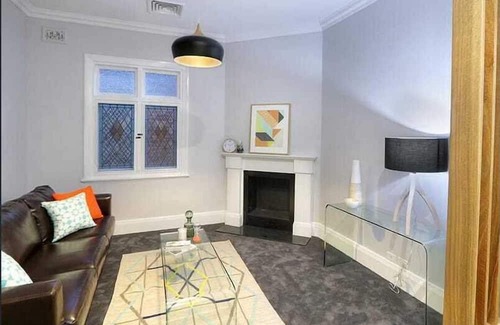 Wagga Wagga Casa | Peter's Central Haven - 66 Peter Street