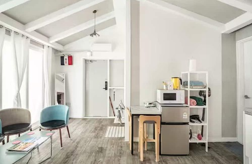 Seogyo-dong Apartamento | COZY - 2 Bedrooms - Elevator/Terrace in Heart of Hongdae- 4 mins walk to subway