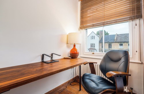 Hackney Casa | The Art Deco Escape, Hackney and Close to Central