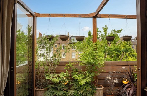Hackney Casa | The Art Deco Escape, Hackney and Close to Central
