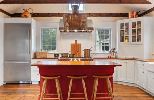 Rogers Casa | The Farmhouse at Golden Hill Farm