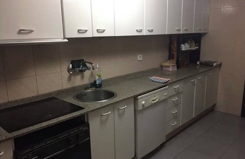 Campoamor Apartamento | Ground floor with patio next to the Auditorium (ADDA)