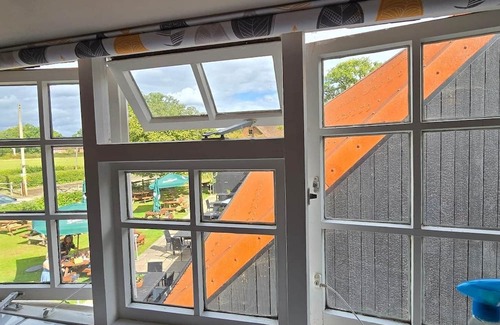 Shipley Apartamento | The George & Dragon Pub - The Apartment