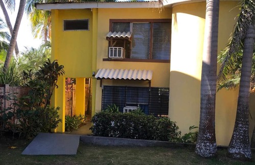 Barranca Apartamento | Jane's Beach Resort Room 1, Beach Hotel