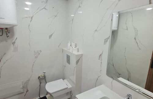 Harhoura Apartamento | Bright, modern apartment in Harhoura - 7 minutes from the beach