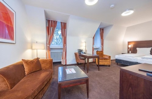 Heiligenhaus Apartamento | Unwind Unit Near Villa Hügel Pets Allowed And Free Parking