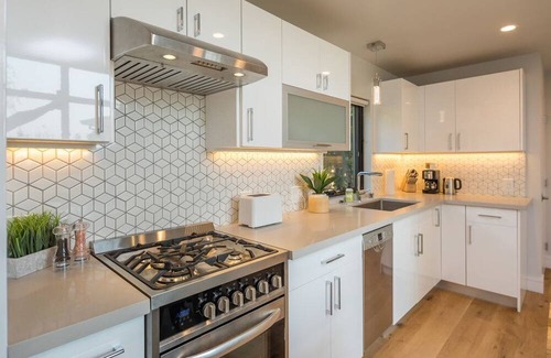 Millbrae Apartamento | Walk to BART & Caltrain! Modern Luxury Cottage
