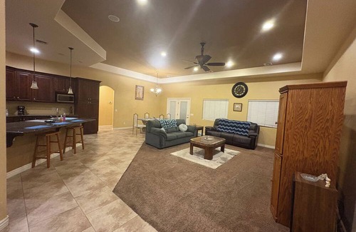 Safford Casa | Comfortable for work, or family, 4-bedroom house with AC in charming Safford