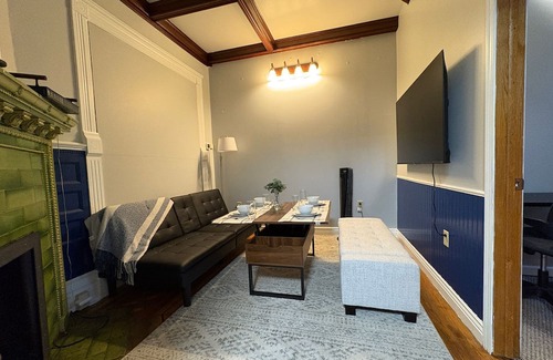 DuBois Apartamento | Cozy 2-BR Apt: Full Beds & Comfortable Living Area
