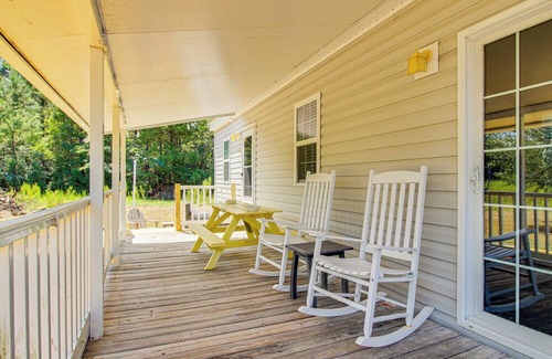 Hampstead Casa | 11 Mi to ICW: Coastal Carolina Home w/Pool Access
