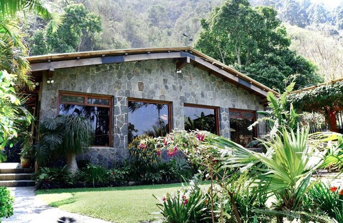 San Lucas Toliman Casa | Secret Gardens Room 1