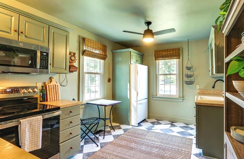 Charles Town Casa | Walkable Location: Historic Home in Charles Town!