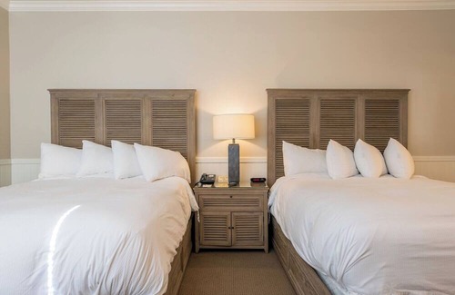 Santa Rosa Hotel | Family-Friendly Two Double Queen Suite Offering Wine Country Style + Comfort