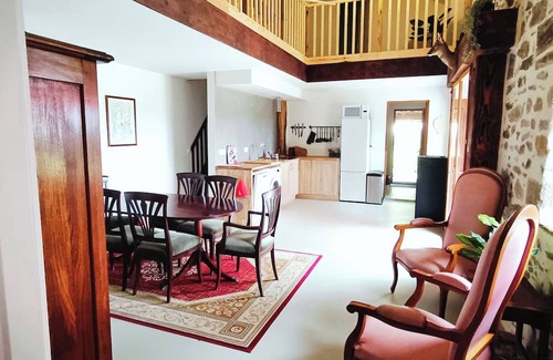 La Peruse Casa | House built in a barn with all modern conveniences from 2024