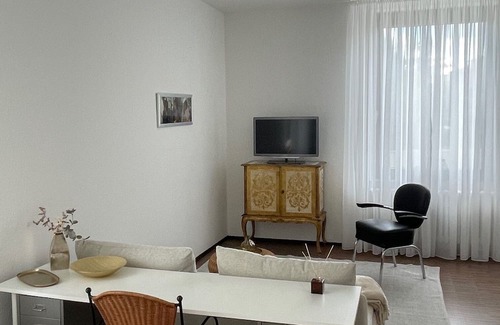 Rhein-Erft-Kreis District Apartamento | Superior Apartment: City location Museums Castles Phantasialand shuttle on the doorstep