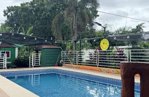 Binalonan Casa | Peaceful Mountain Hideaway with Poolside Relaxation