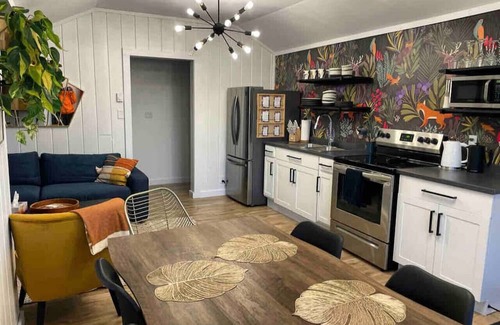 Erbs Cove Cabina | Forest cottage on the lake ☀️