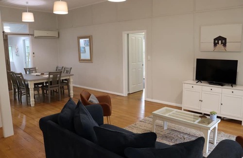 Wandal Casa | Walk From Wandal Rockhampton