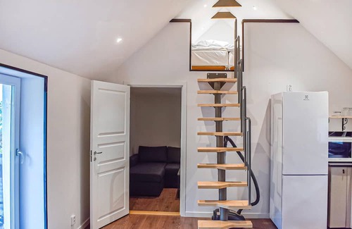 Vanga Casa | Gorgeous home in Villands with lake view