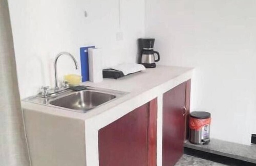 Zona 5 Apartamento | 1 Comfy Dual: Convenience & Comfort Galore & 2 Nice and comfortable central apt