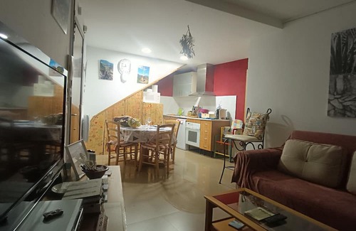Noves de Segre Apartamento | Apartment 'Cal Paleta' with Wi-Fi