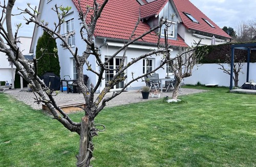 Weissenburg in Bayern Casa | Holiday Home 'Schnürleinsmühle' with Private Pool, Private Terrace and Wi-Fi