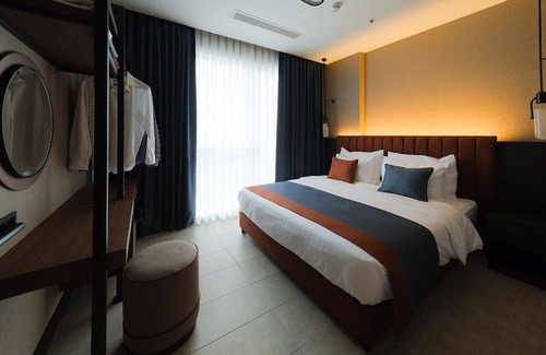 Serifali Mahallesi Cama Y Desayuno | Modern, comfortable suite rooms ın Istanbul