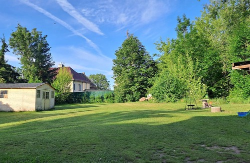Osmarsleben Apartamento | Apartment 'Wipperblick' with Private Garden and Wi-Fi