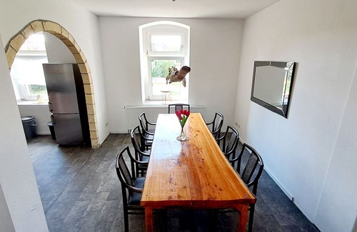 Osmarsleben Apartamento | Apartment 'Wipperblick' with Private Garden and Wi-Fi
