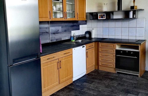 Osmarsleben Apartamento | Apartment 'Wipperblick' with Private Garden and Wi-Fi