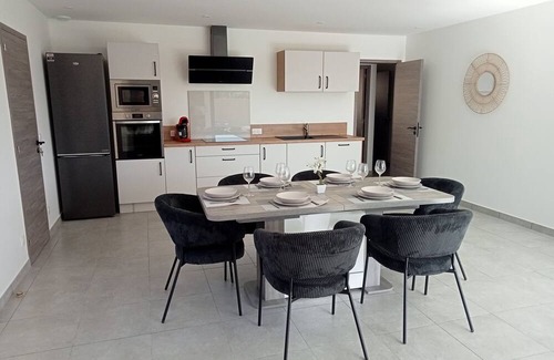 Boisset-et-Gaujac Casa | New house in village 5 km from Anduze